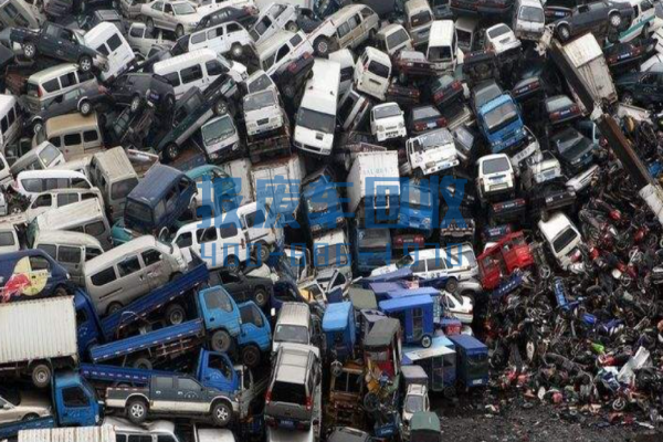 2024年车辆报废标准按年龄还是路程,2024车辆报废补贴官网